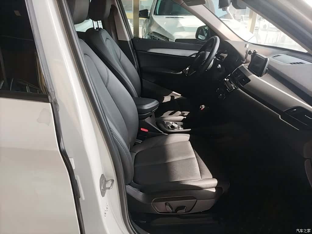 BMW X1, 2019 25