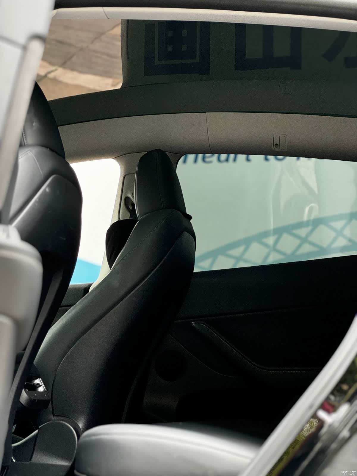 Tesla Model Y, 2023 6