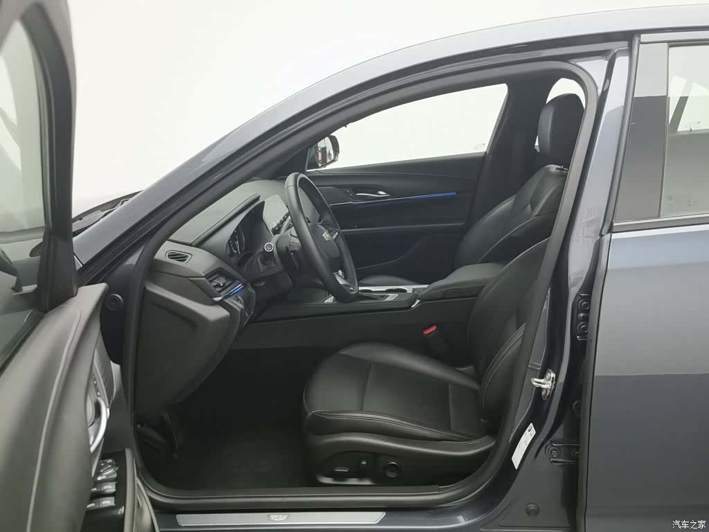 Cadillac CT4, 2021 10