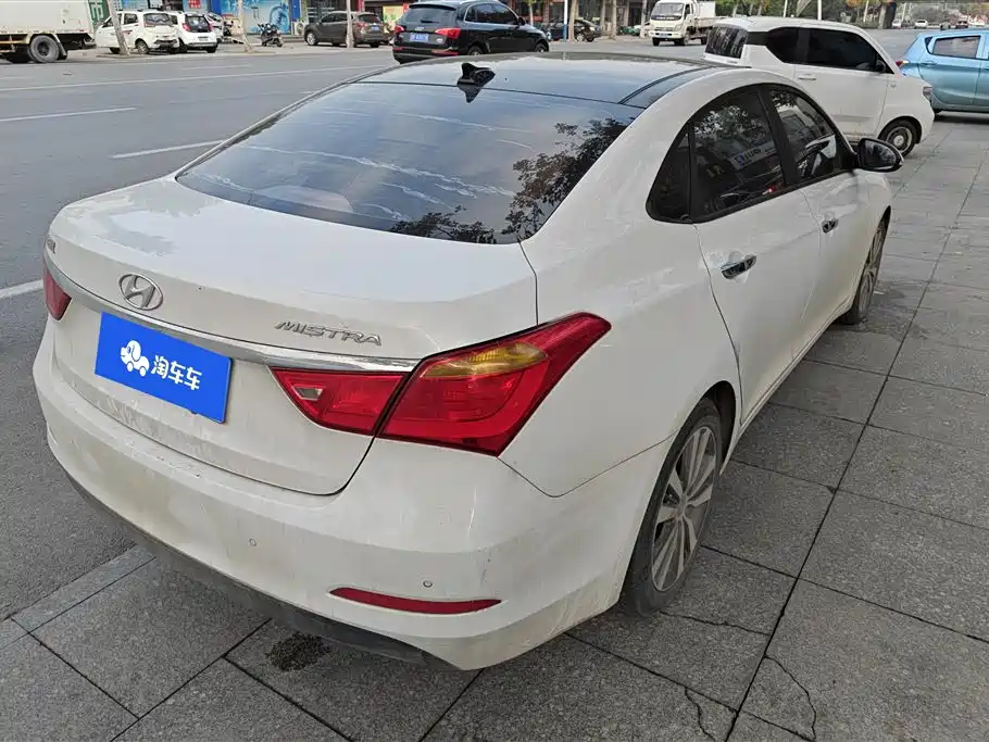 Hyundai Name picture