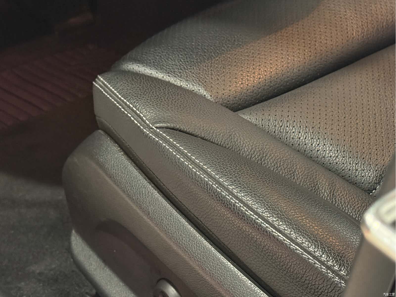 Mercedes-Benz C-Class, 2020 9