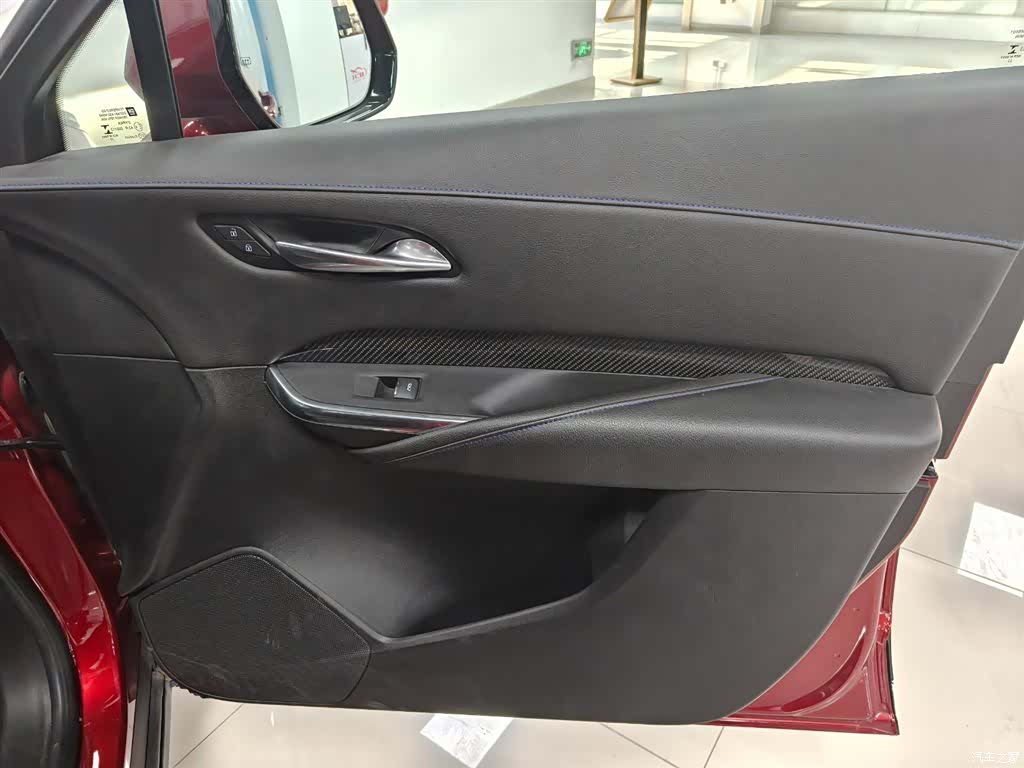 Cadillac XT4, 2023 16