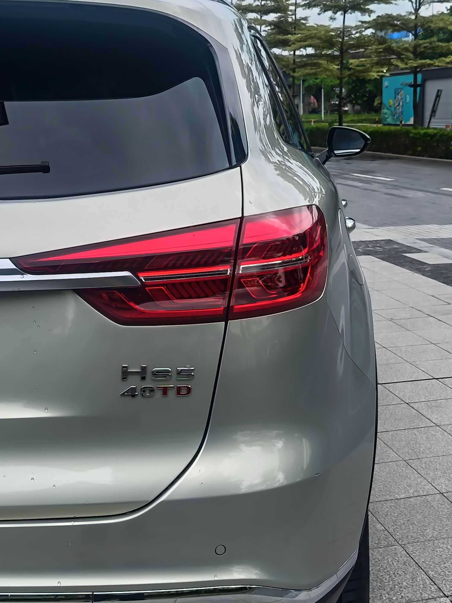 Hongqi HS5, 2021 22