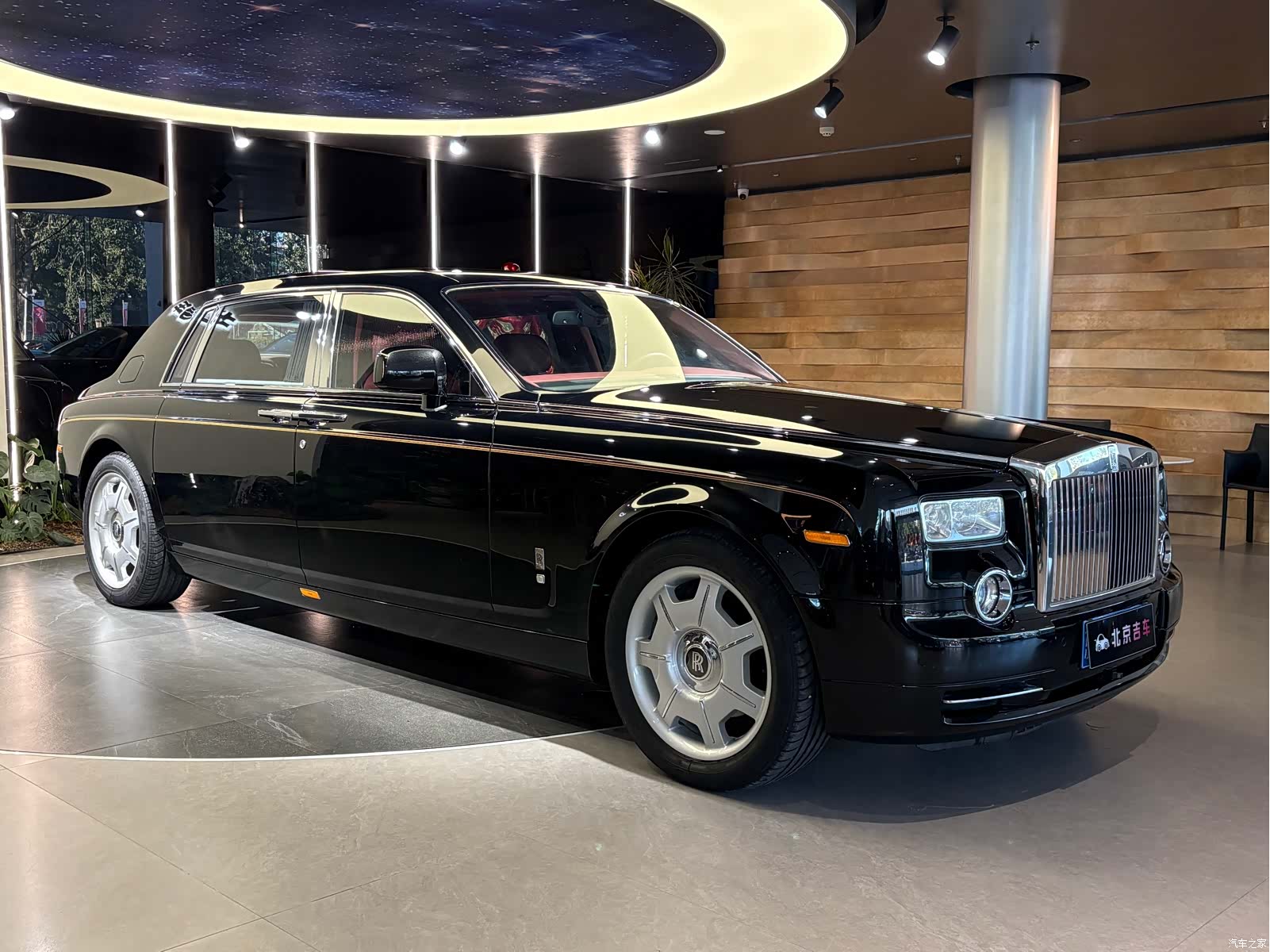 Rolls-Royce Phantom, 2012 3