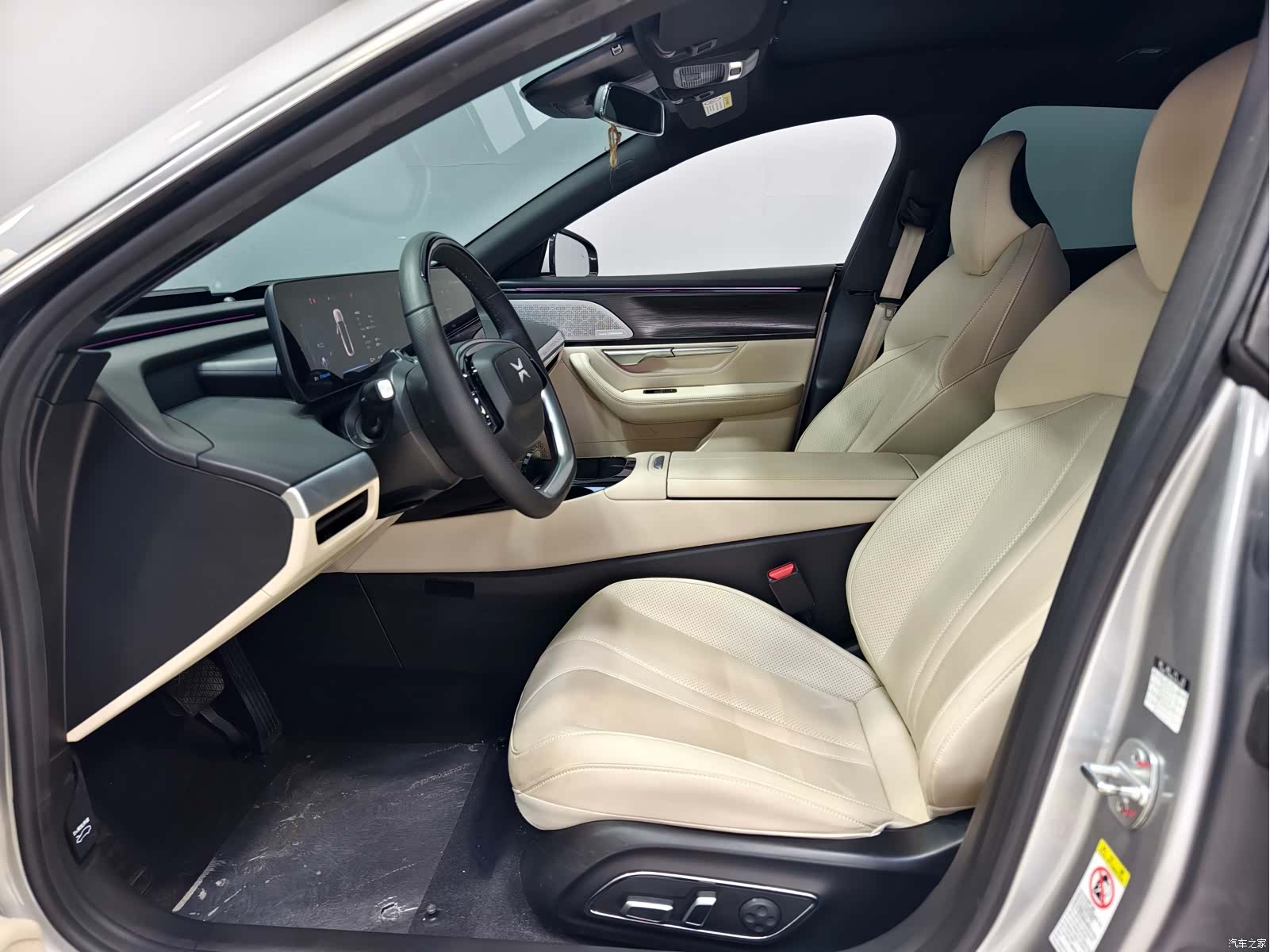 Xpeng P7, 2021 6