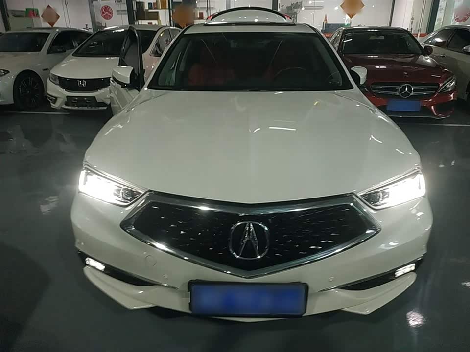 Acura TLX-L