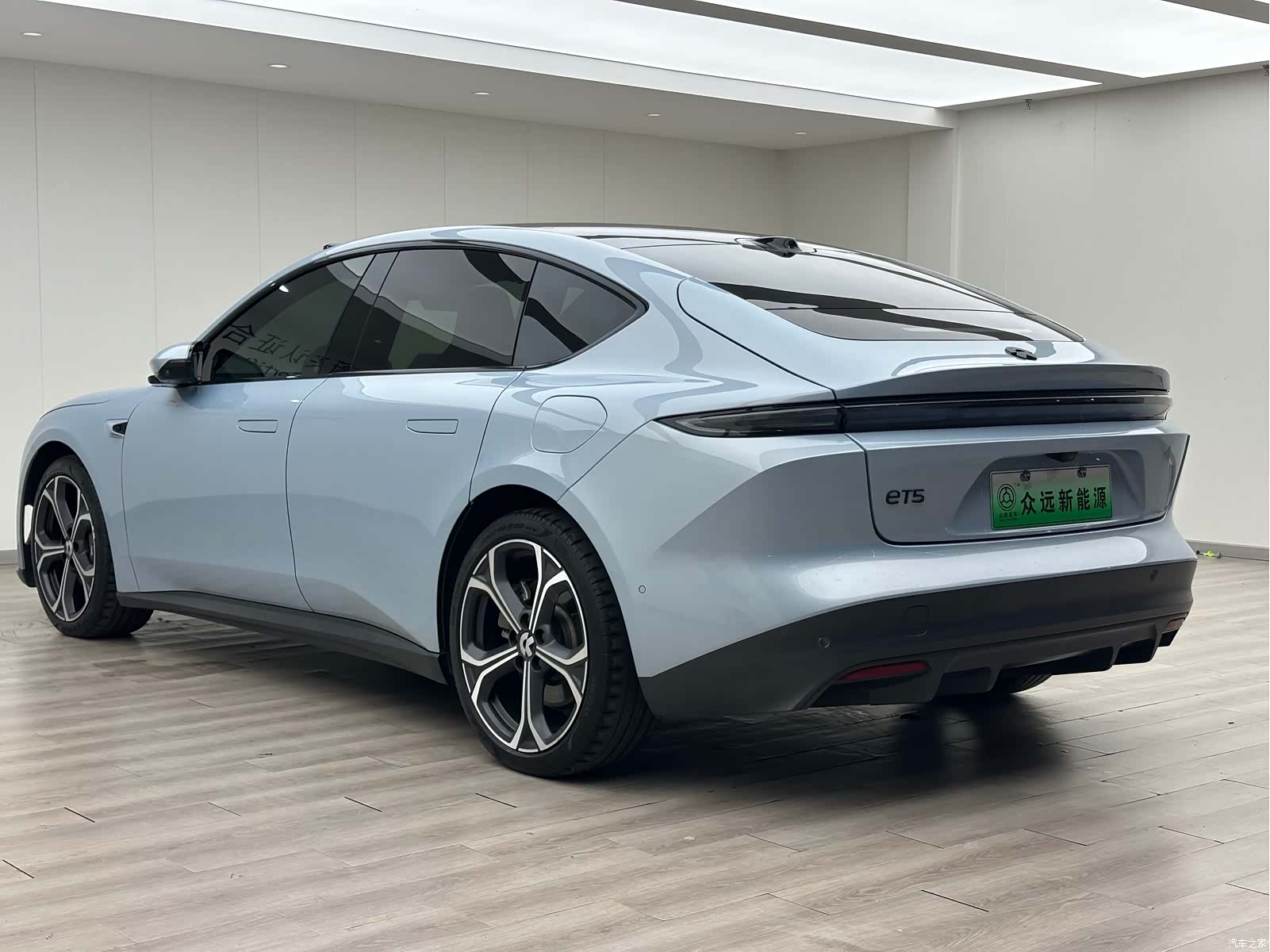 NIO ET5, 2023 33