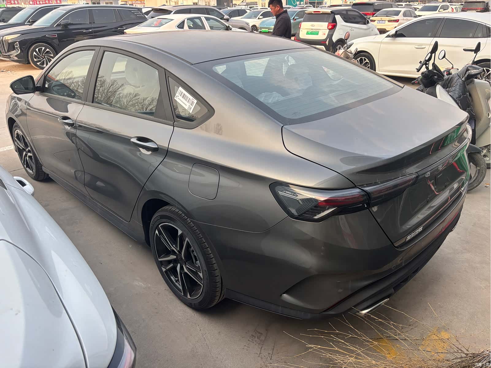 Geely Binray, 2026 9