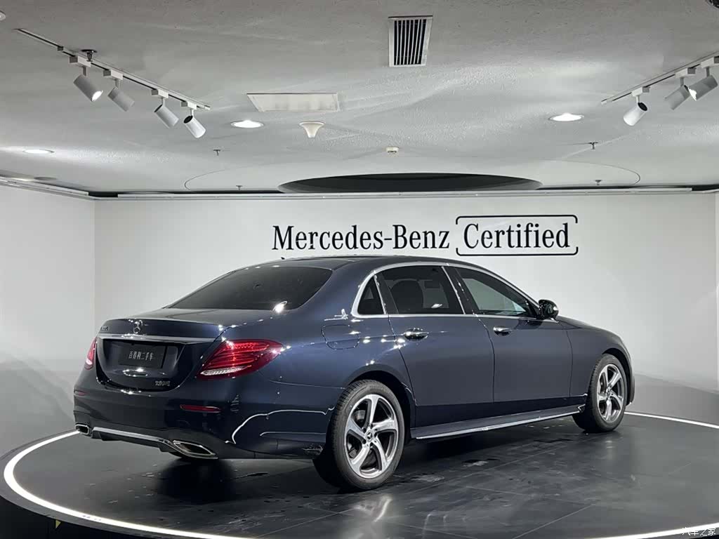 Mercedes-Benz E-Class, 2019 3