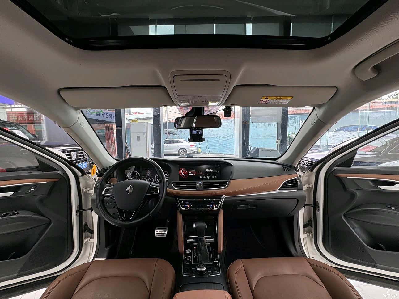Borgward BX7, 2017 8