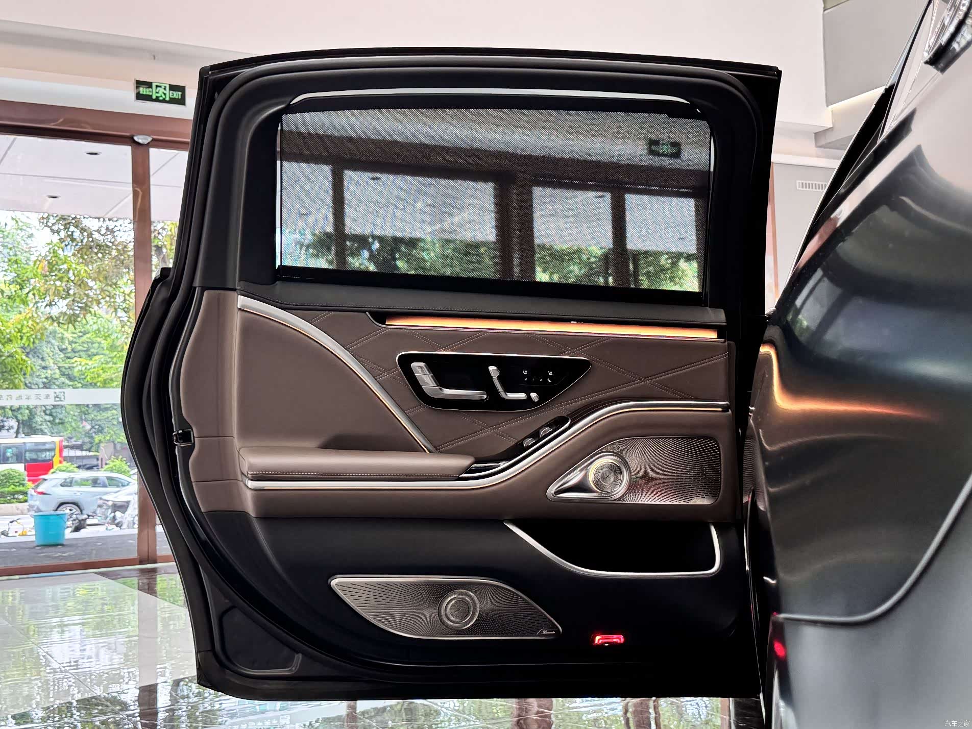 Maybach S-Class, 2023 9