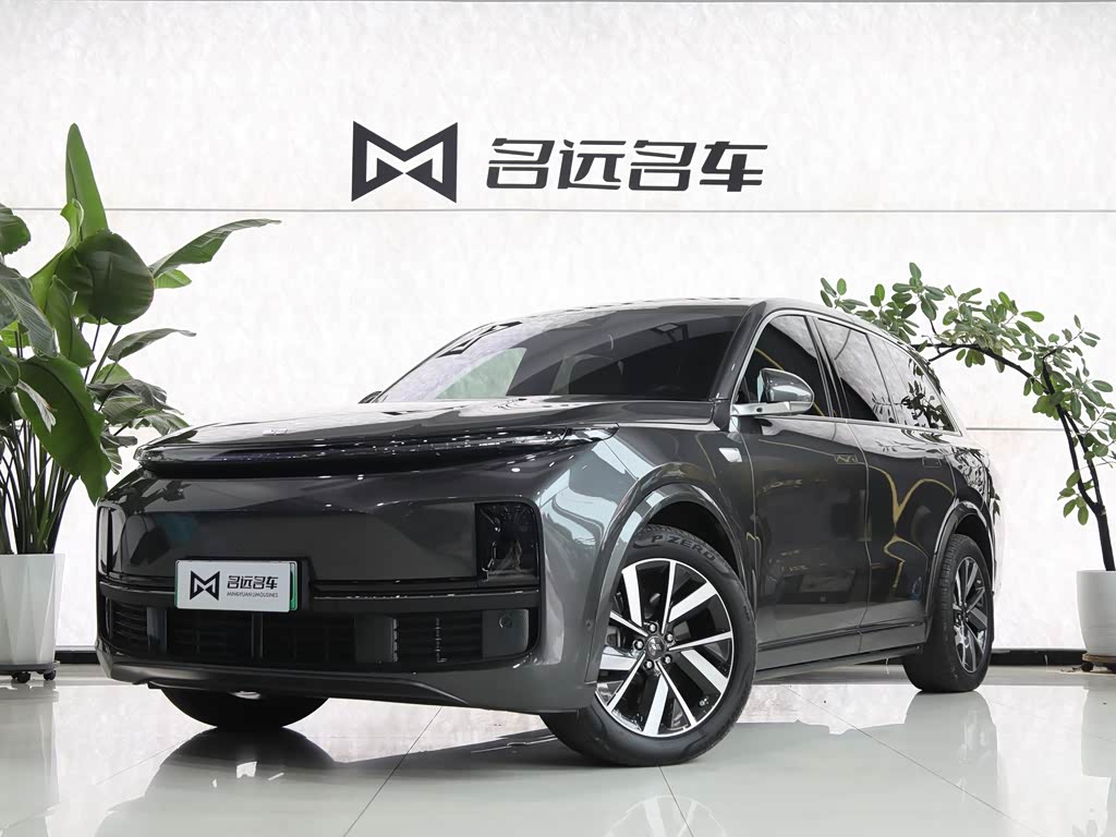 Li Auto L8