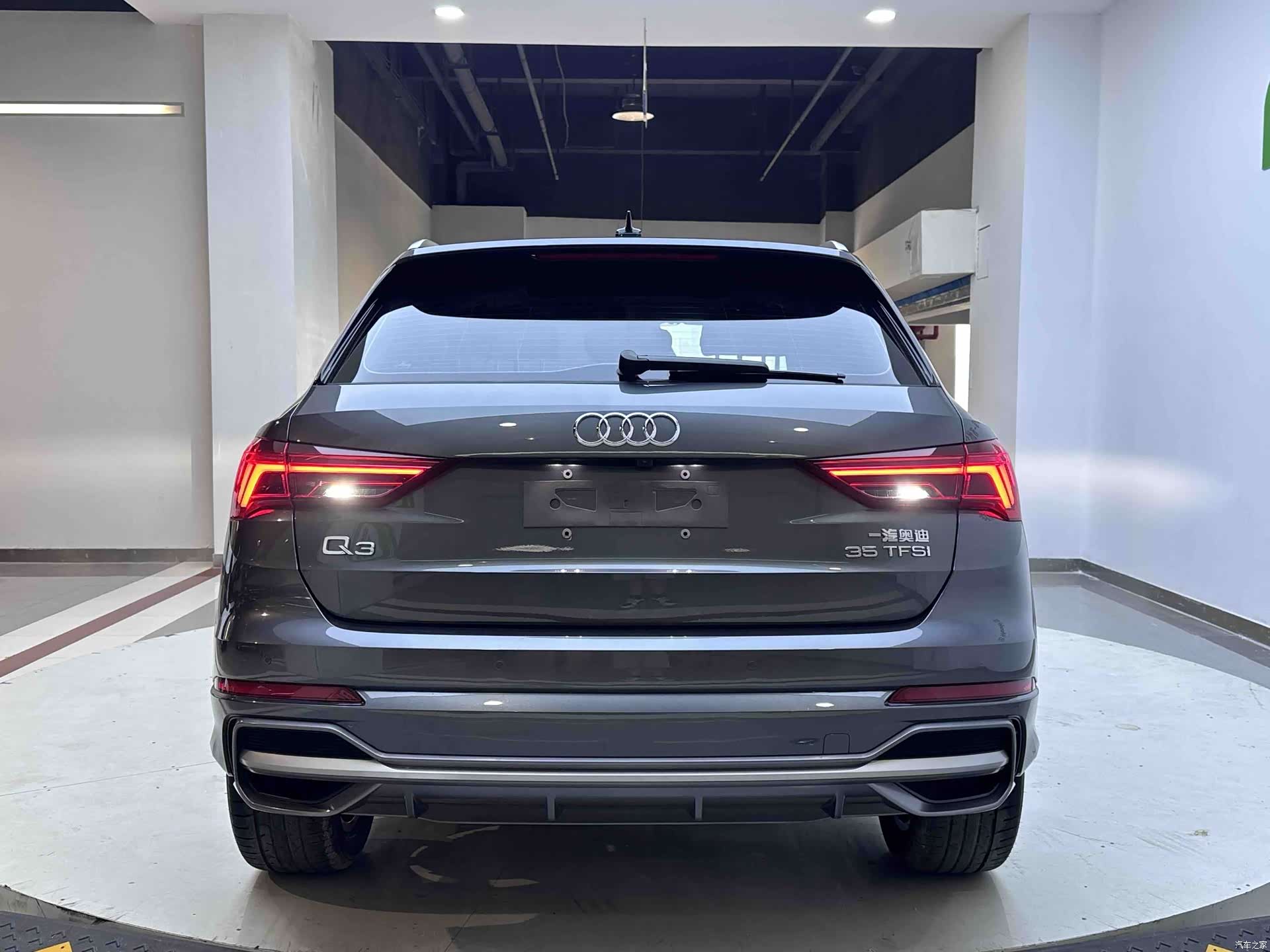 Audi Q3, 2023 все фото