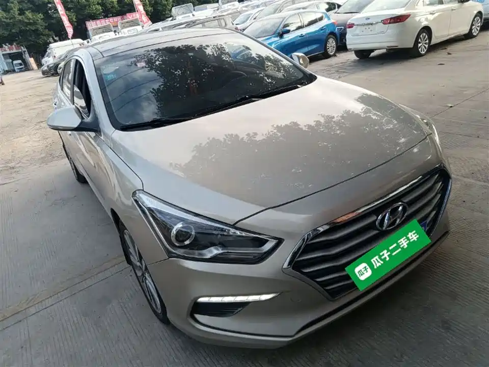 Hyundai Name picture