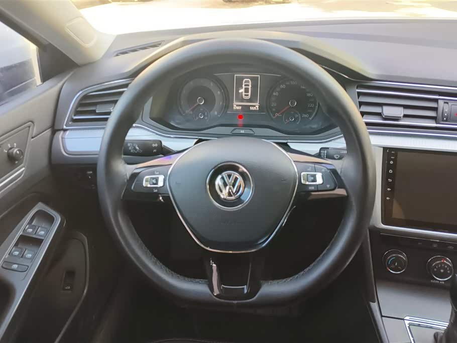 Volkswagen Lingdu