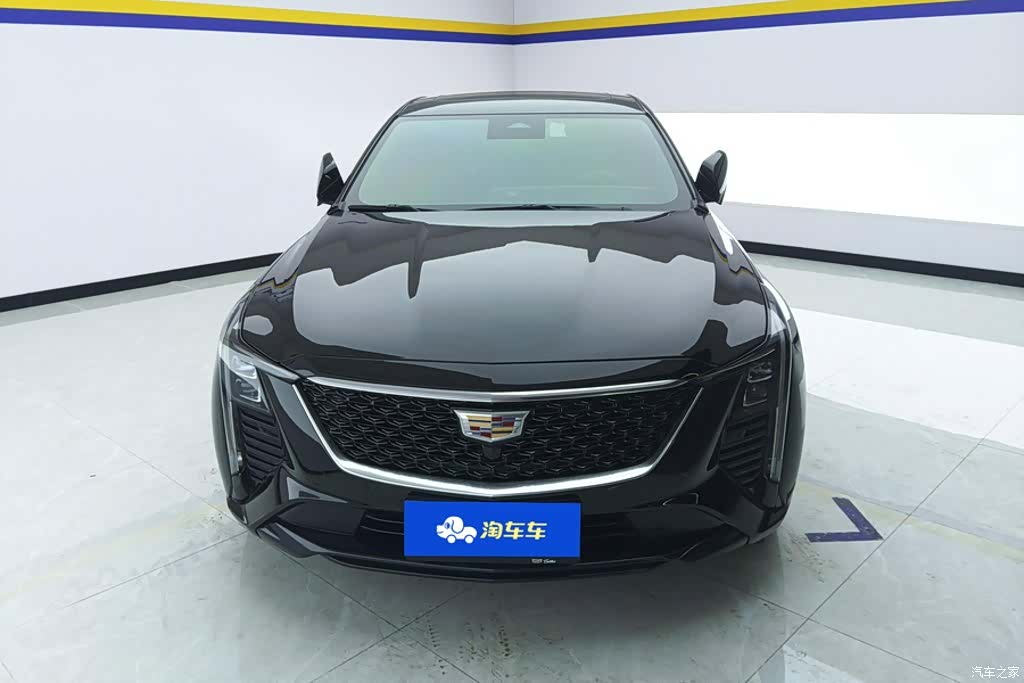 Cadillac CT5, 2025 2