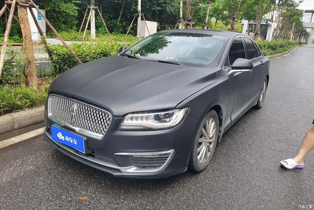 Lincoln MKZ, 2017 1