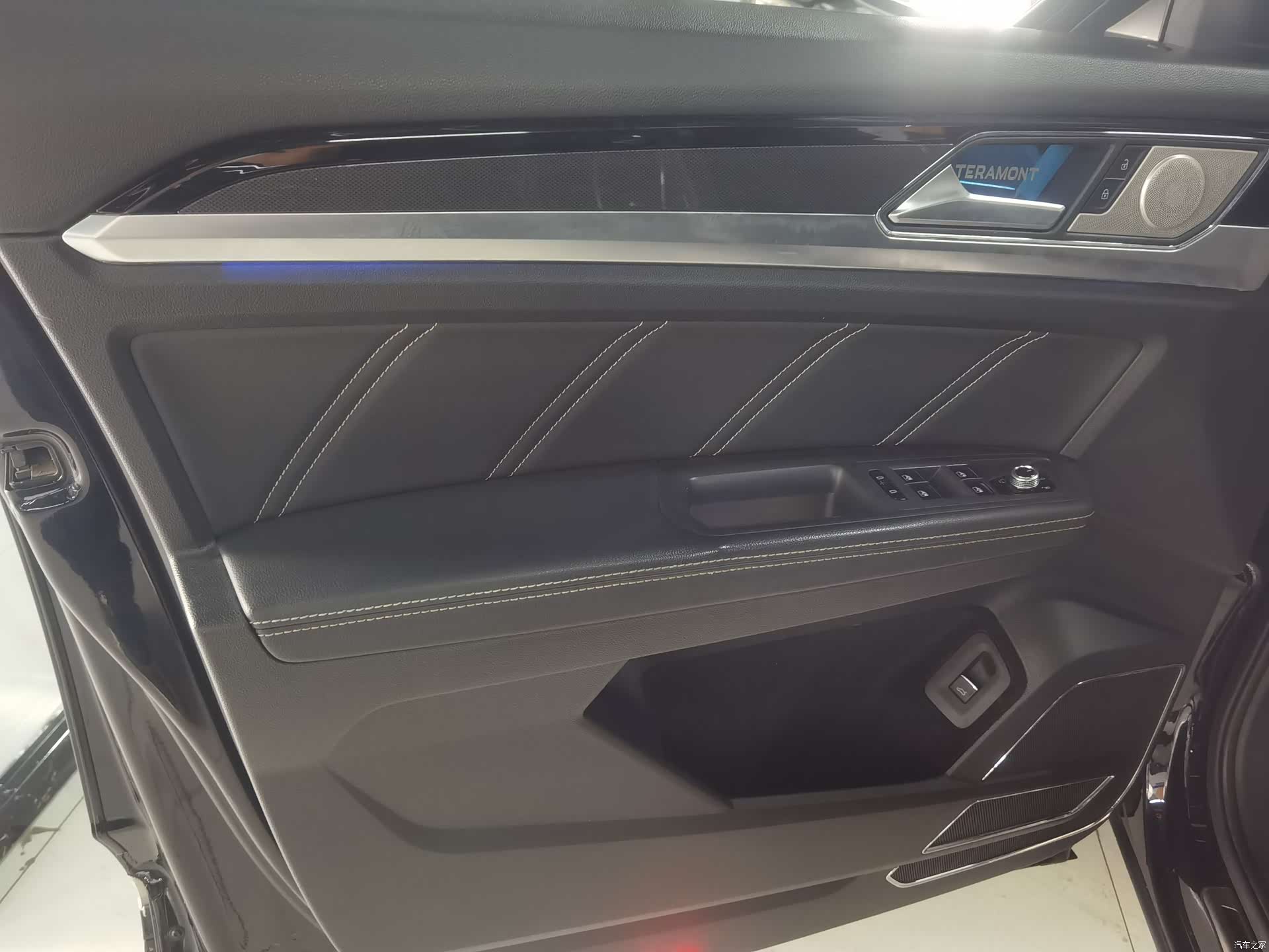 Volkswagen Teramont X, 2020 15