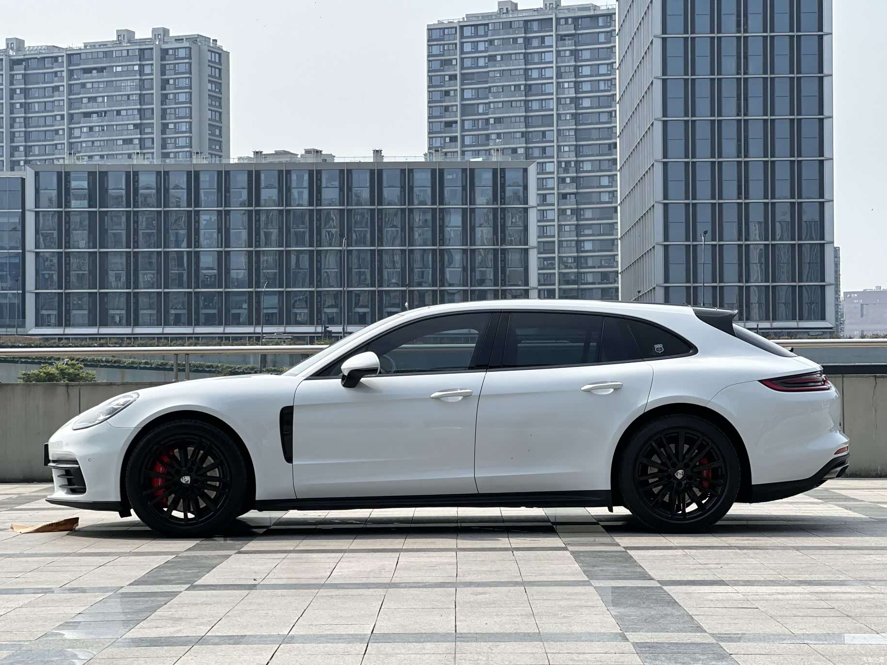 Porsche Panamera, 2018 12
