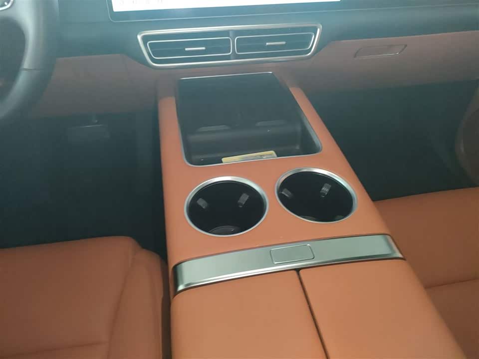 Li Auto Ideal L8