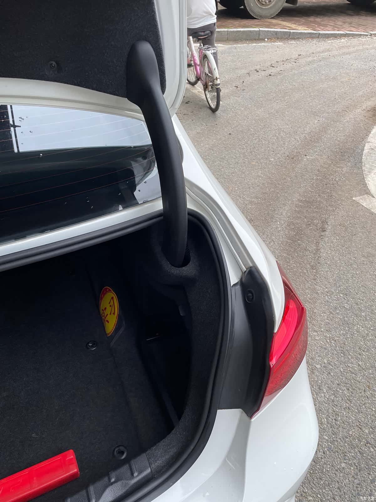 BMW 3 Series, 2018 14