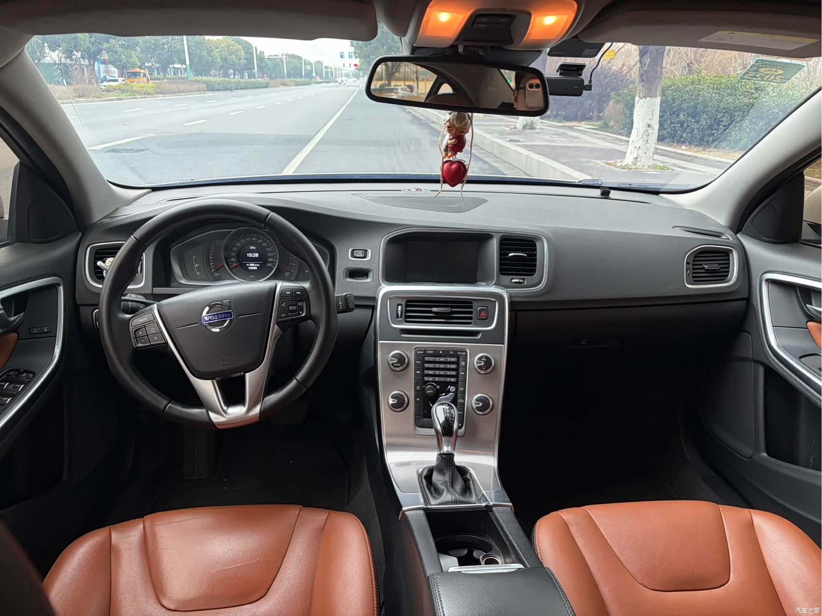 Volvo S60, 2017 10