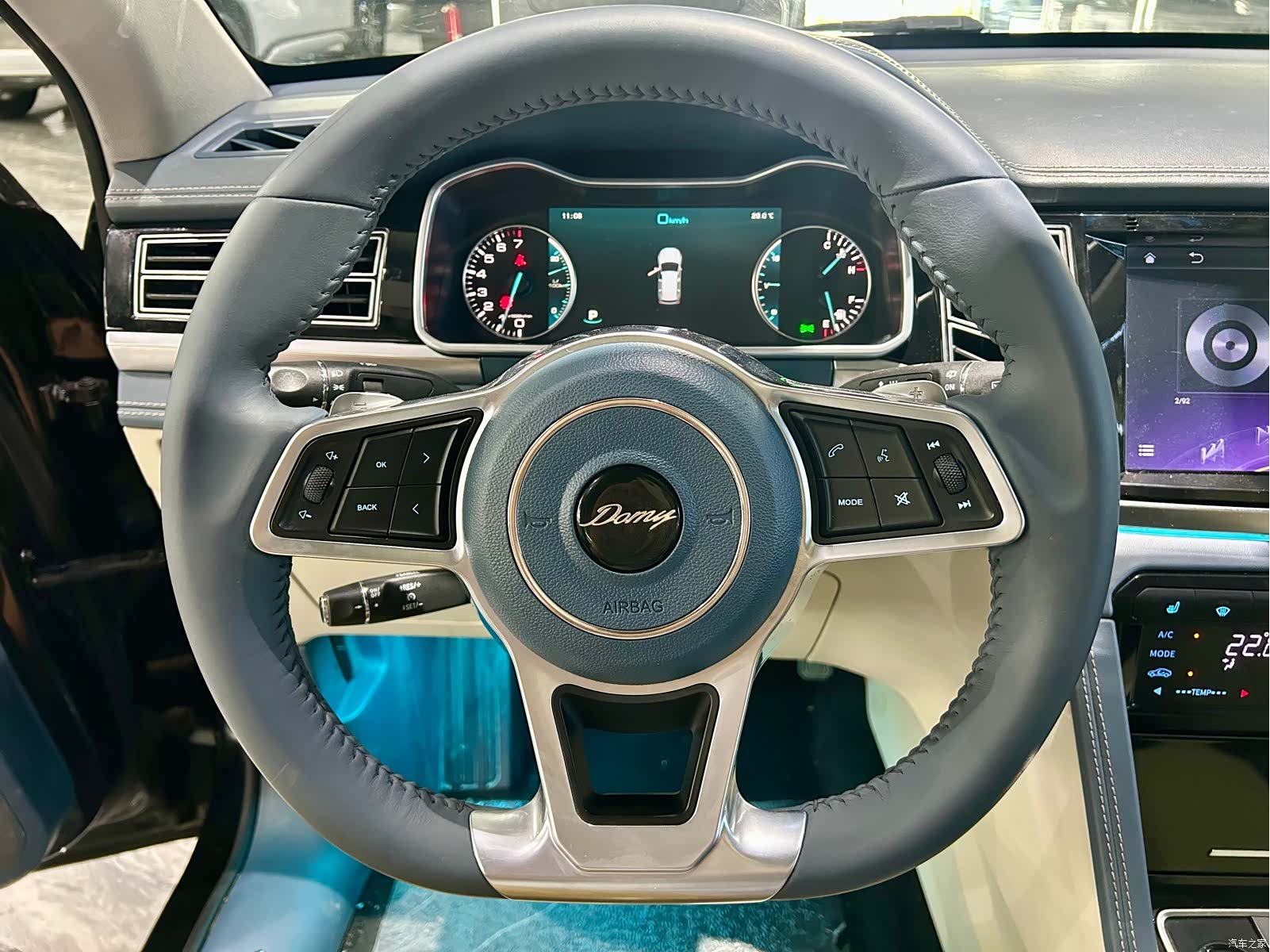 Zotye X7, 2018 11