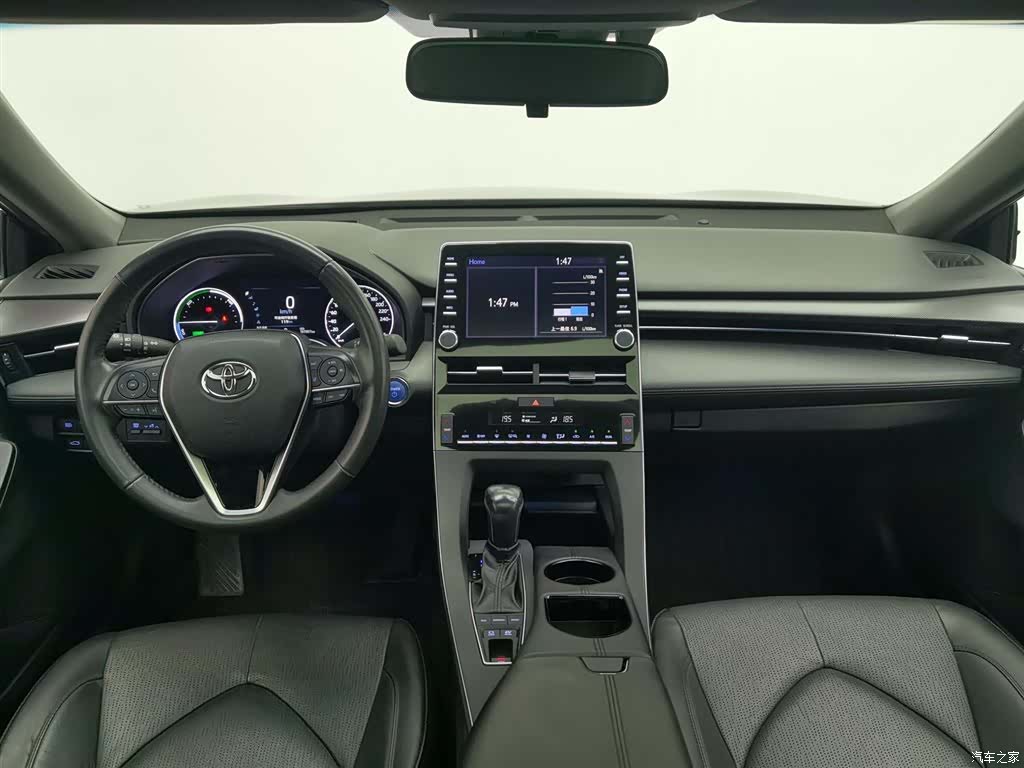 Toyota Avalon, 2021 все фото