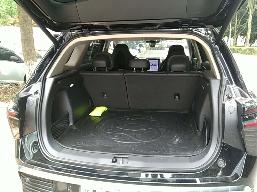 Hongqi HS3, 2024 19