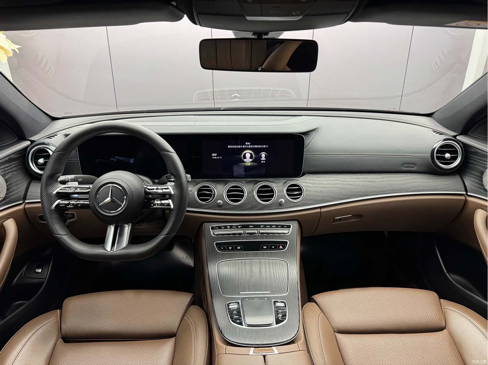 Mercedes-Benz E-Class, 2022 все фото