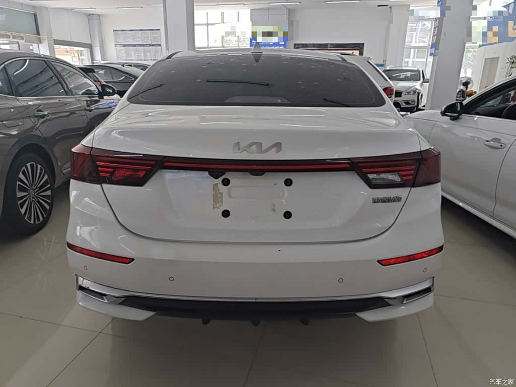 Kia K3, 2022 4