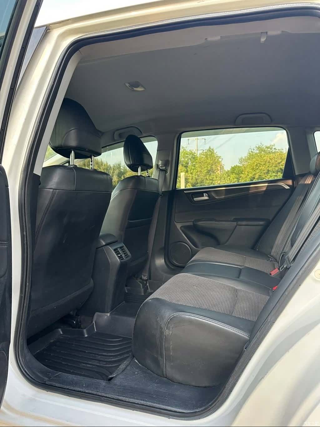 Honda Jade, 2013 7