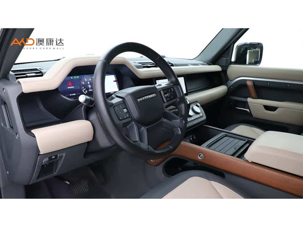 Land Rover Defender, 2021 6