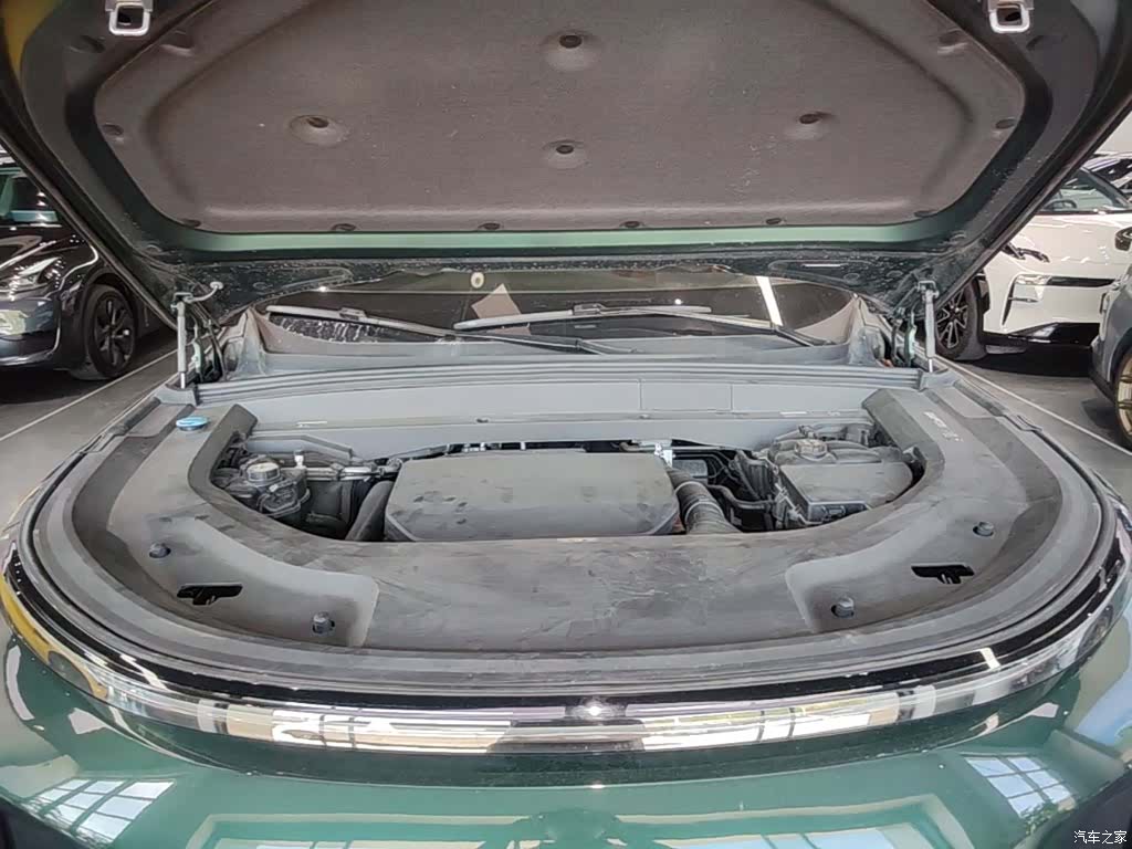 Li Auto L9, 2024 20