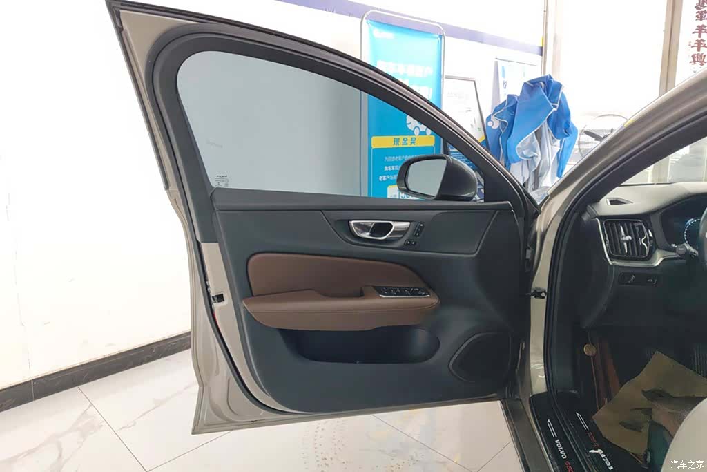 Volvo S60, 2020 7