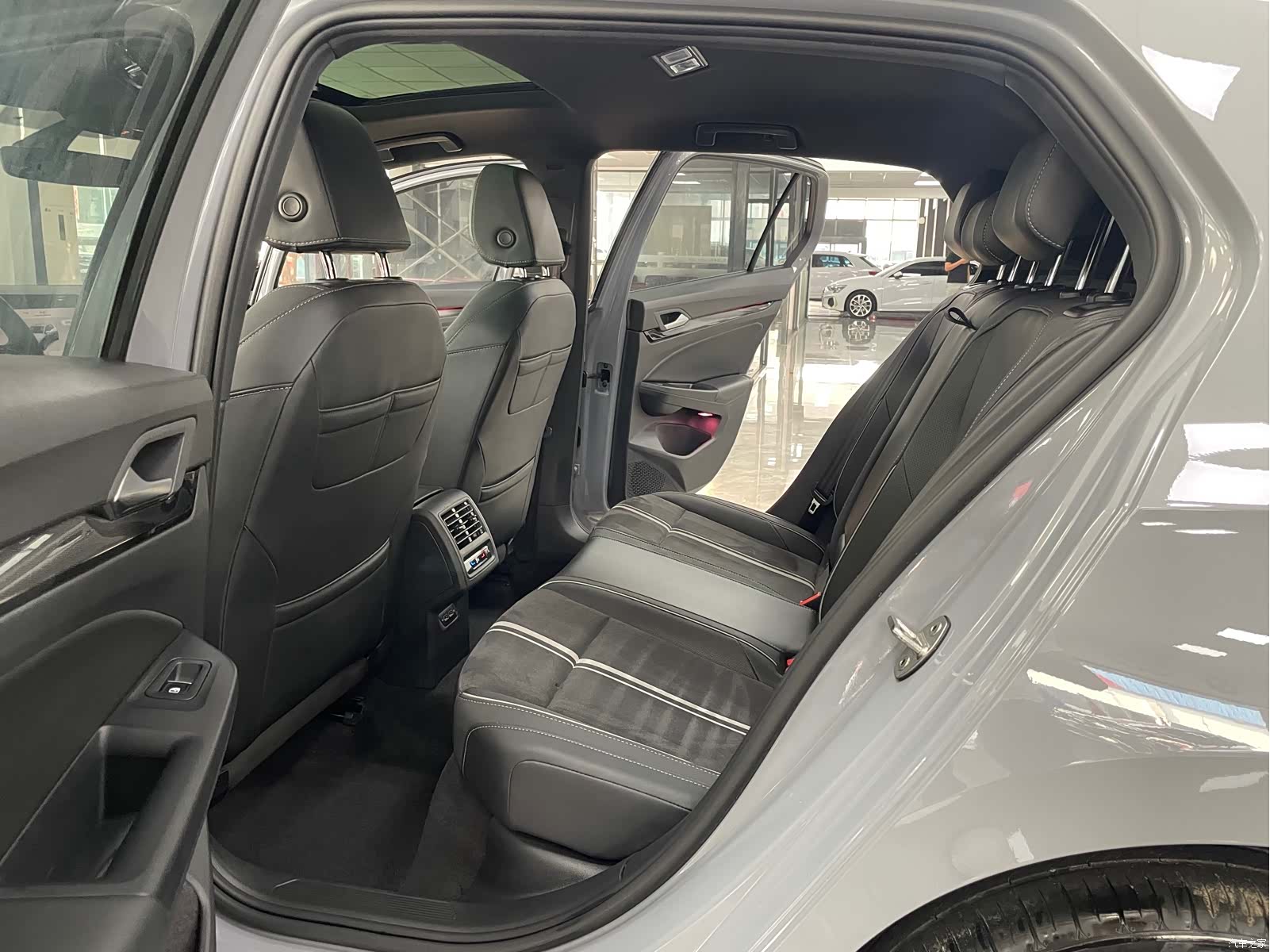 Volkswagen Golf, 2022 6