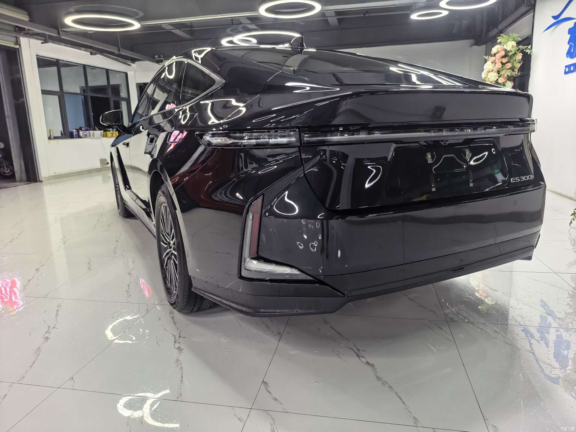 Lexus ES, 2026 6