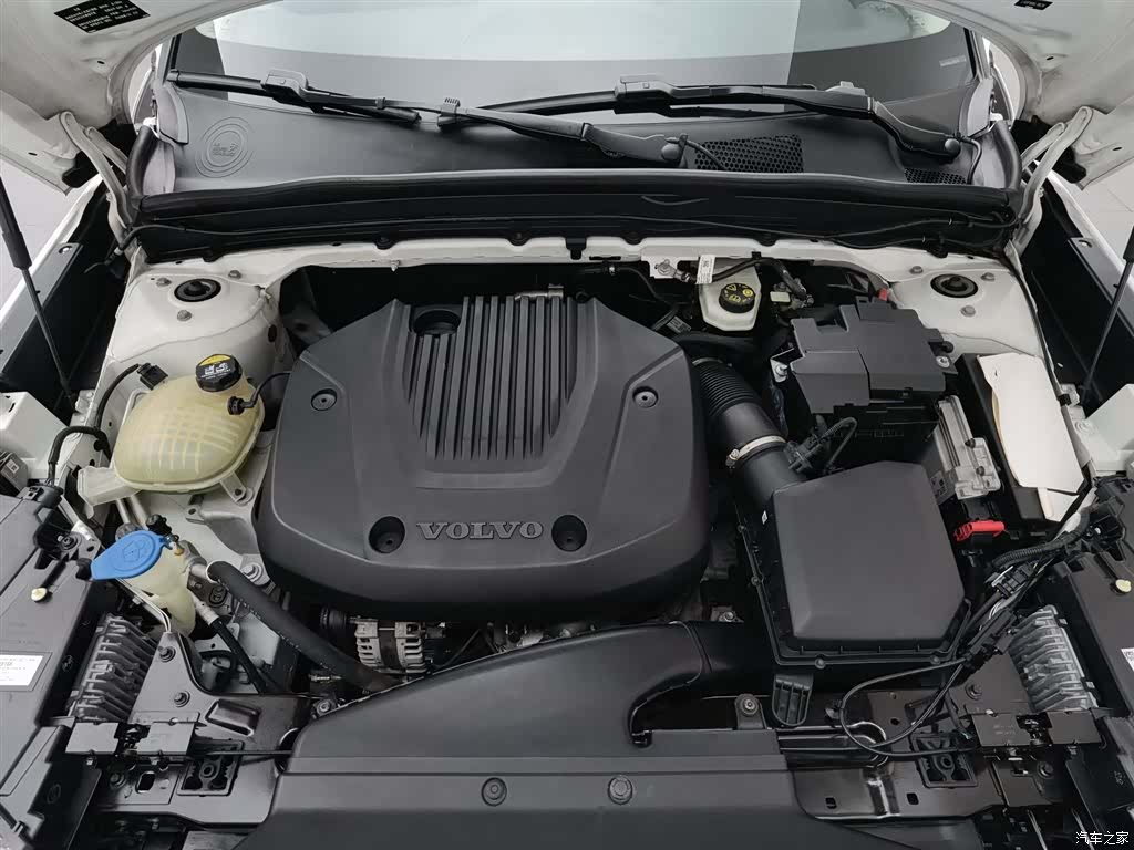Volvo XC40, 2019 6