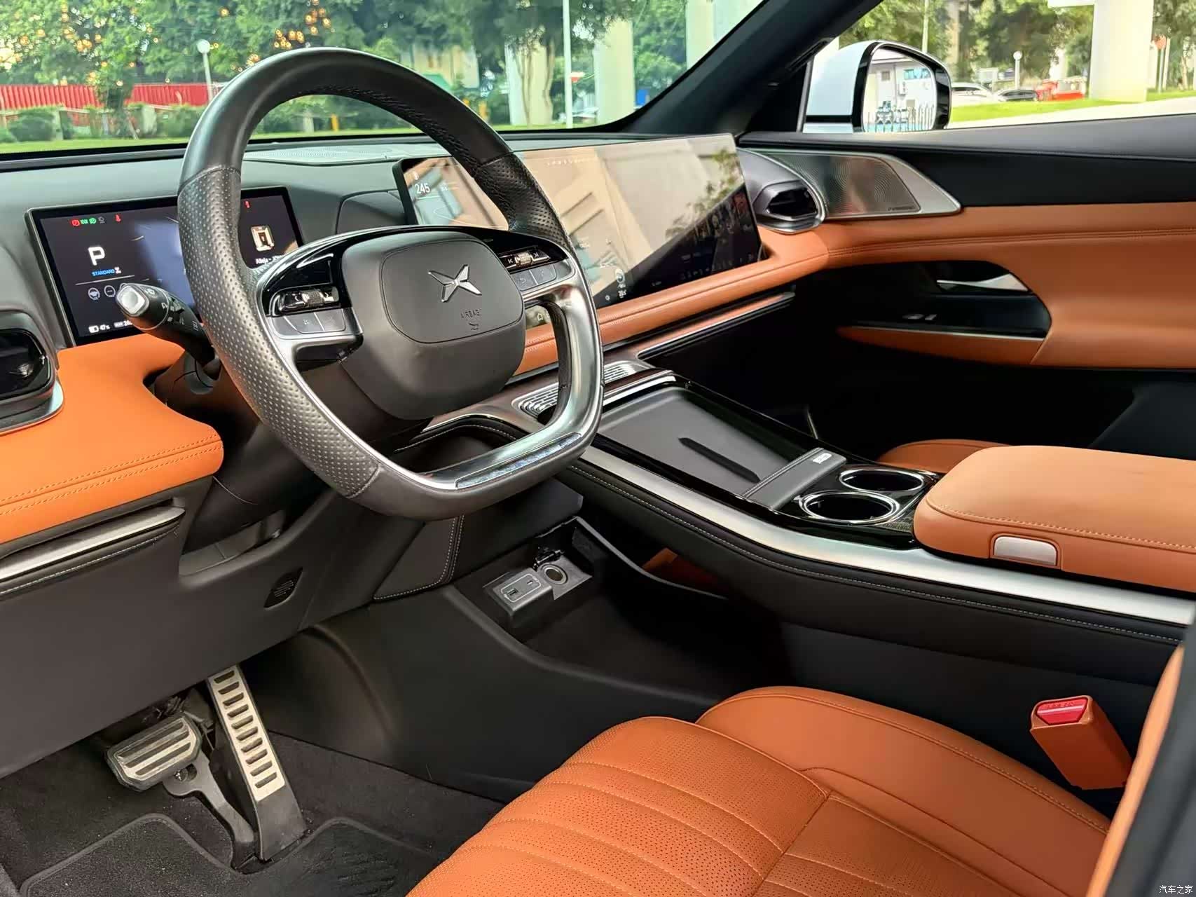 Xpeng G9, 2022 7