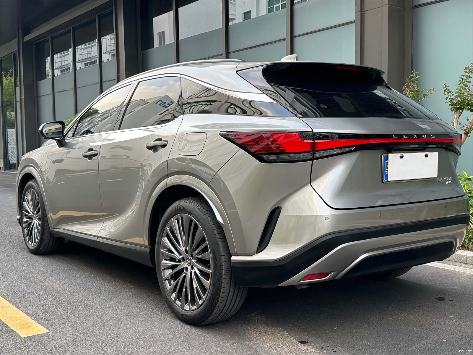 Lexus RX, 2023 8