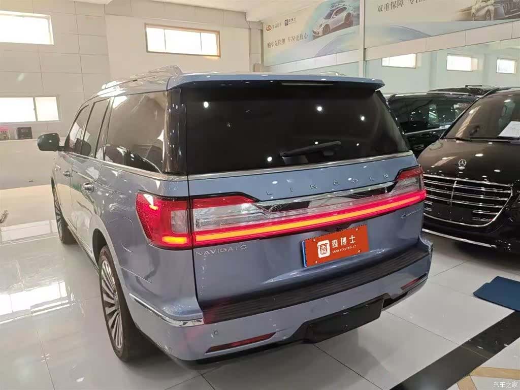 Lincoln Navigator, 2019 3
