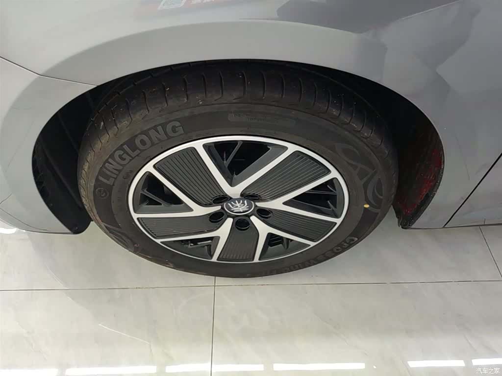 BYD Qin, 2025 23
