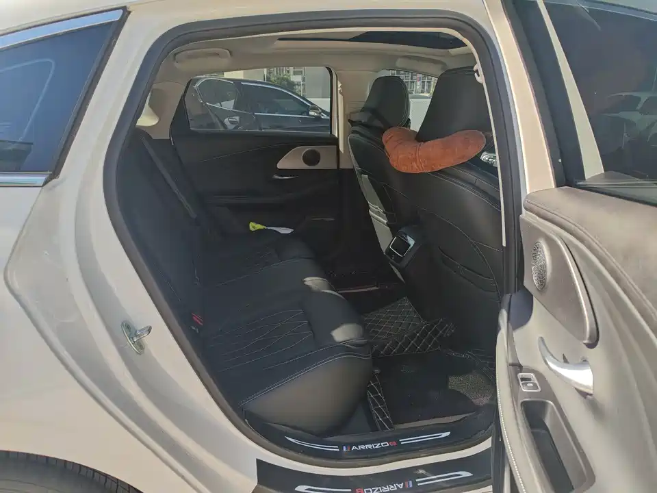 Chery Arrizo 8