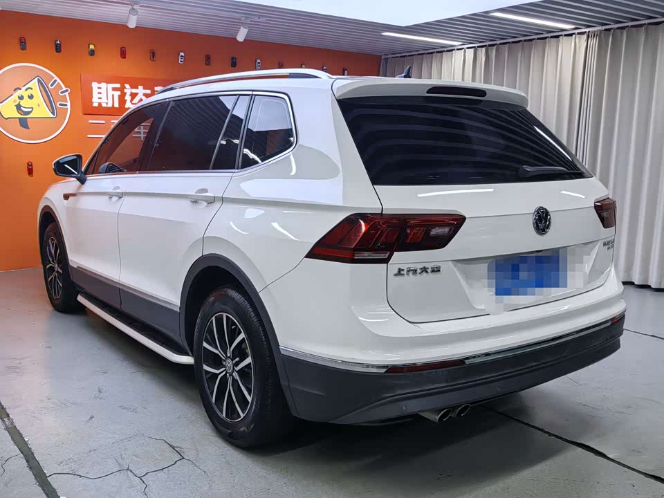 Volkswagen Tiguan L