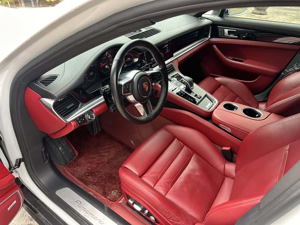 Porsche Panamera, 2018 10