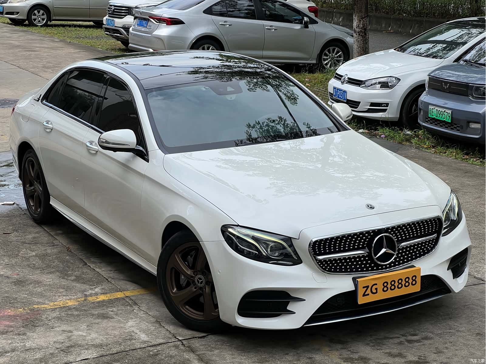 Mercedes-Benz E-Class, 2018 3