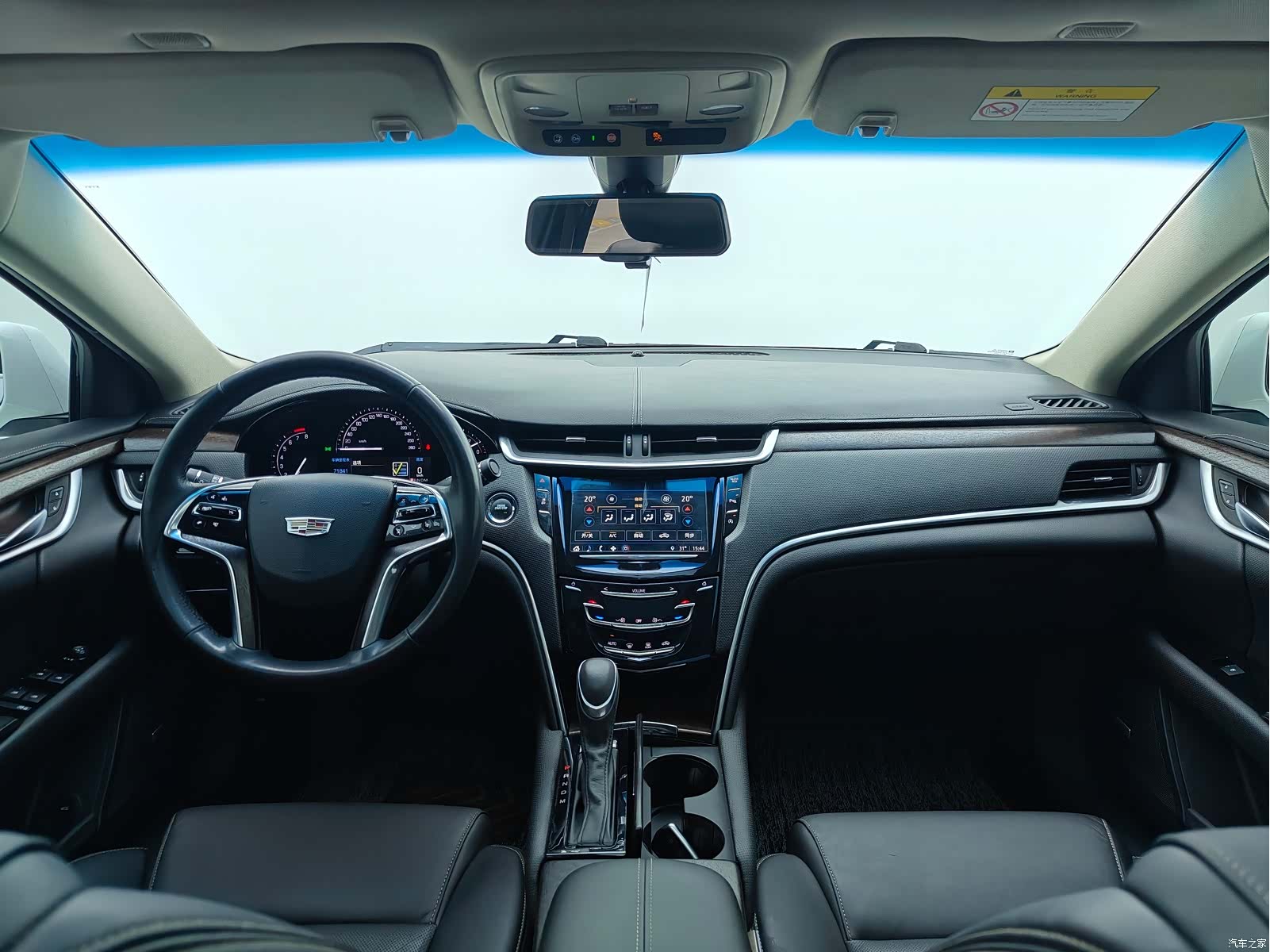 Cadillac XTS, 2019 18
