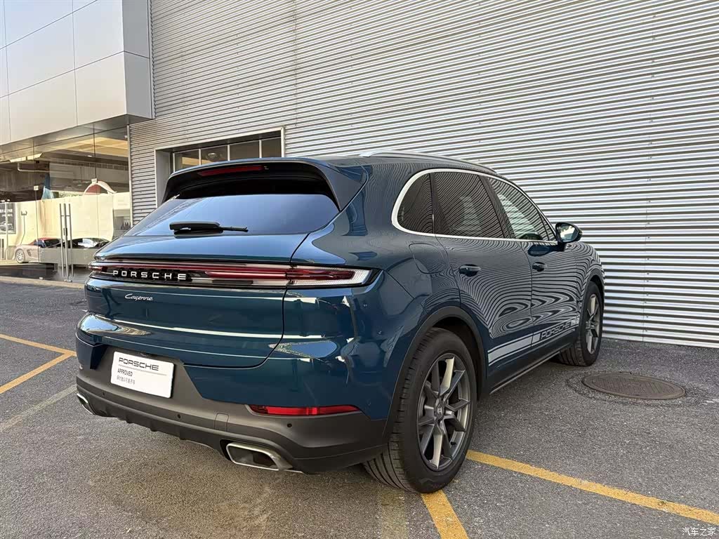 Porsche Cayenne, 2025 6