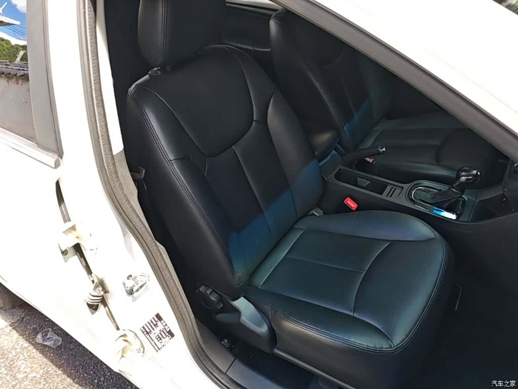 Roewe 360, 2017 25