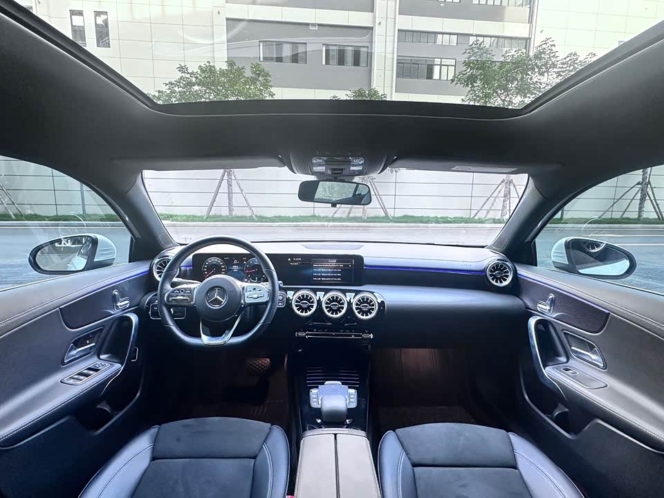 Mercedes-Benz Class A Mercedes-Benz Class A